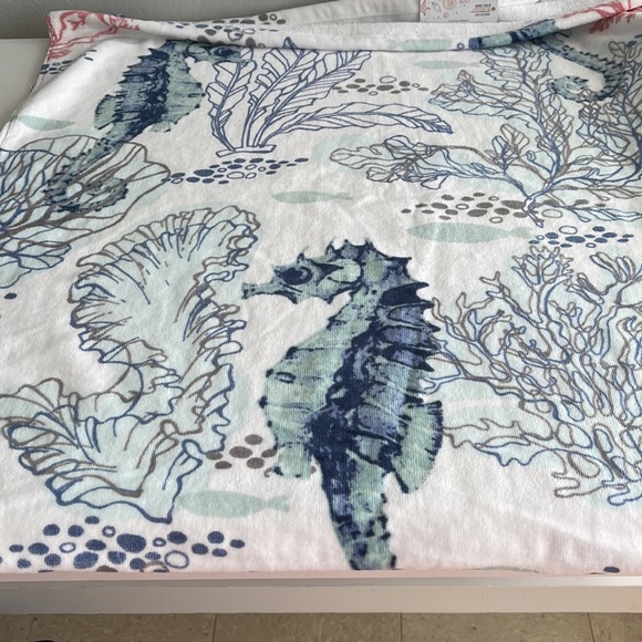 Coastal Bath 2 Nwt Seahorse Coral Reefs Ocean Bath Towels By